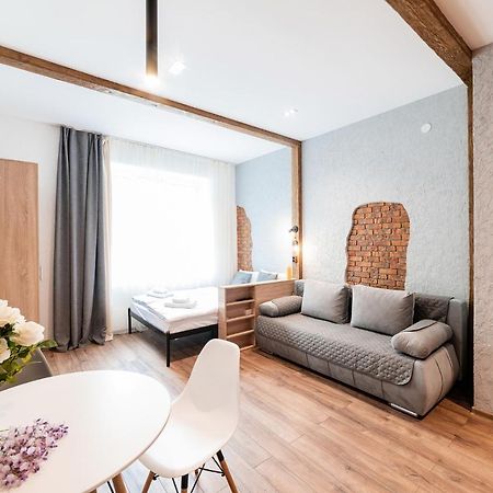Apartament Затишні Смарт-Квартири В Історичному Центрі! Użhorod Zewnętrze zdjęcie