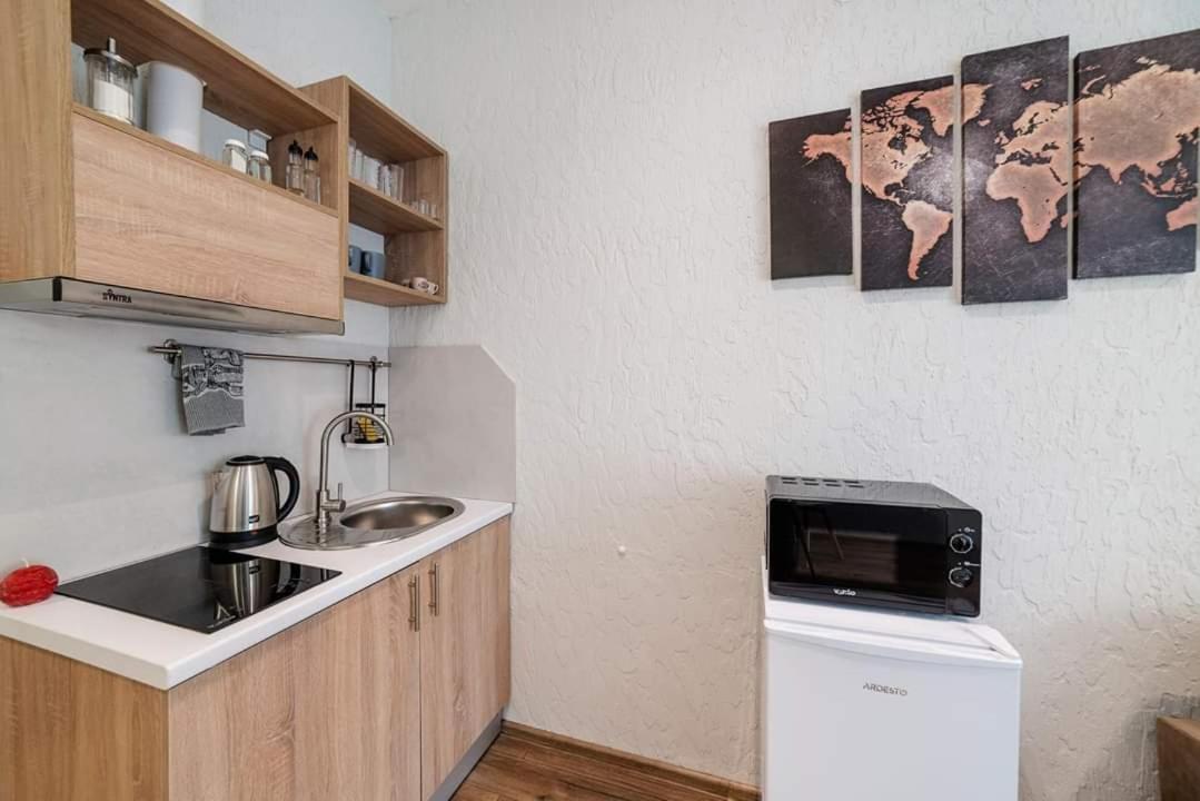 Apartament Затишні Смарт-Квартири В Історичному Центрі! Użhorod Zewnętrze zdjęcie
